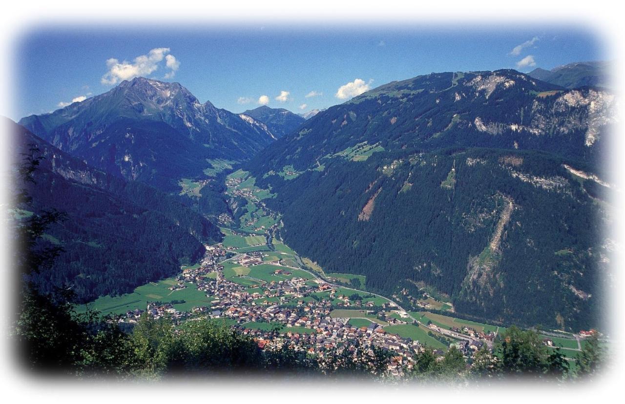 Ferienwohnungen Kroll - Appartements Viktoria Und Landhaus Maria Mayrhofen Exterior foto